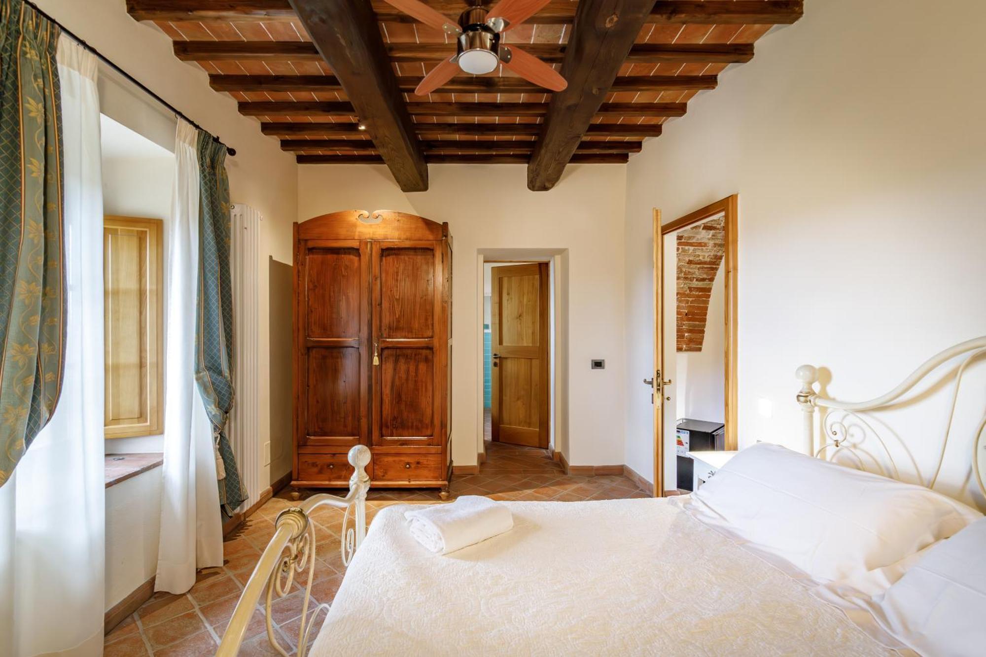 Relais La Costa Historical Residence Monteriggioni Exterior photo